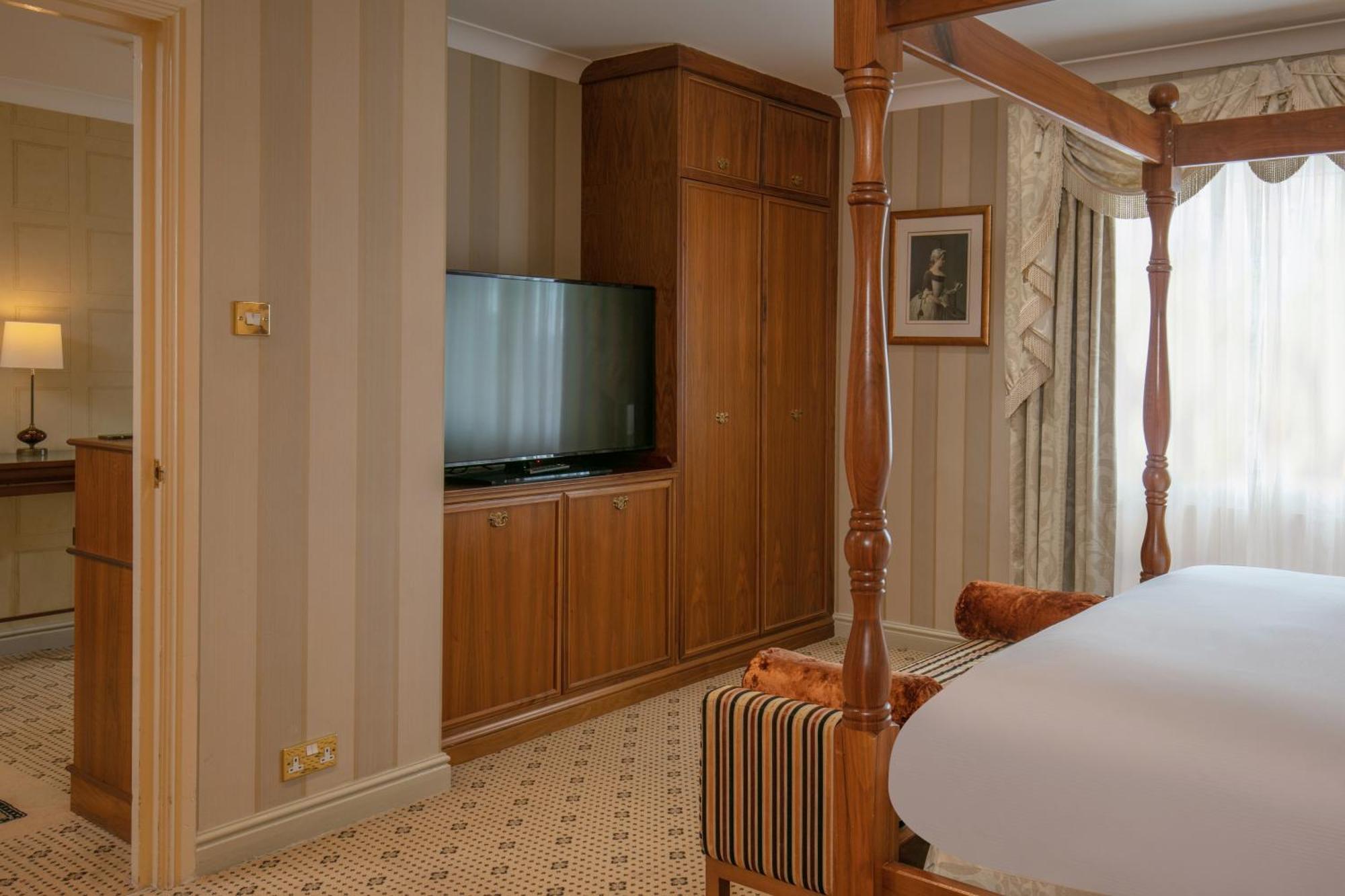 Forest Pines Hotel, Spa & Golf Resort Бріг Номер фото
